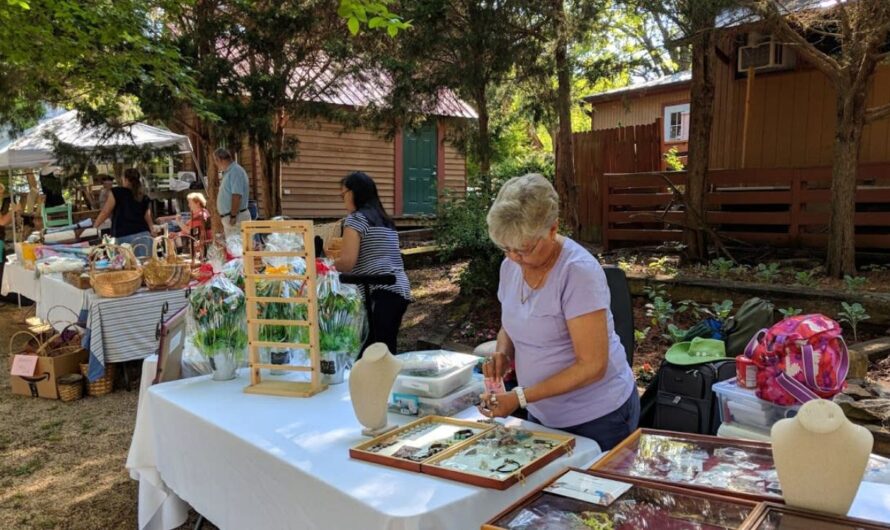 Gold Hill Fall Artisans and Growers Market 2026 in Gold Hill, OR: Date, Location, Local Artisans, and Market Highlights