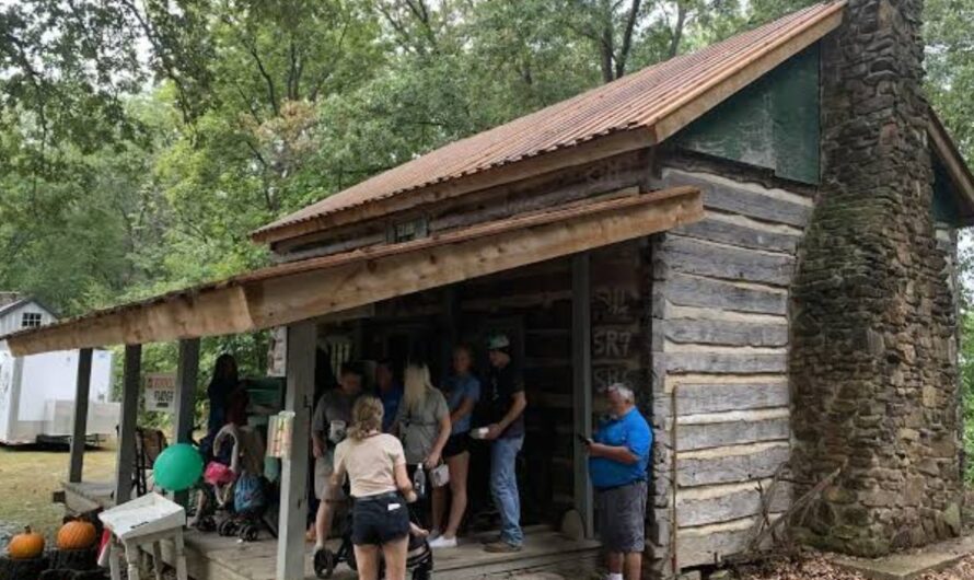 Kinmundy Fall Festival and Craft Show 2026 in Kinmundy, IL: Dates, Venue, Craft Vendors, and Pioneer Demonstrations