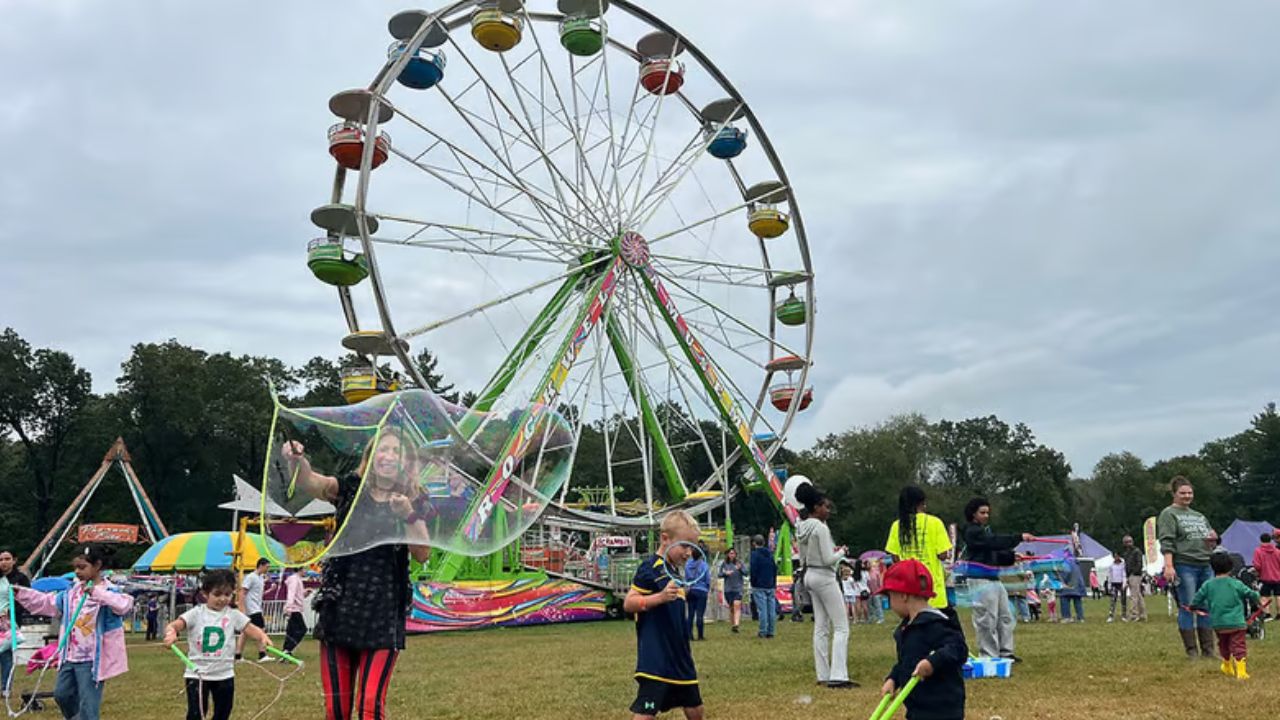 Naugatuck Village Green Fair 2026 in Naugatuck, CT: Dates, Location, Handcrafted Goods, and Event Details