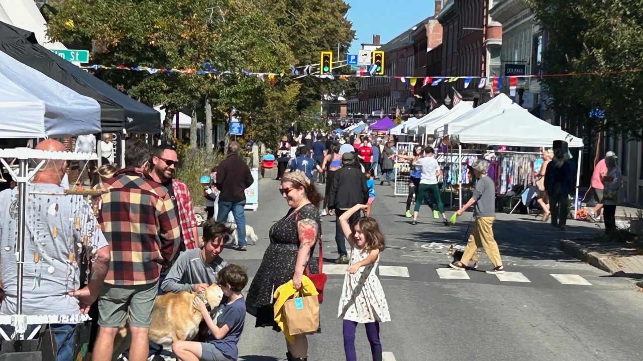 Rockland Fall Makers Market 2026 in Rockland, ME Date, Location, Handmade Crafts, and Event Details