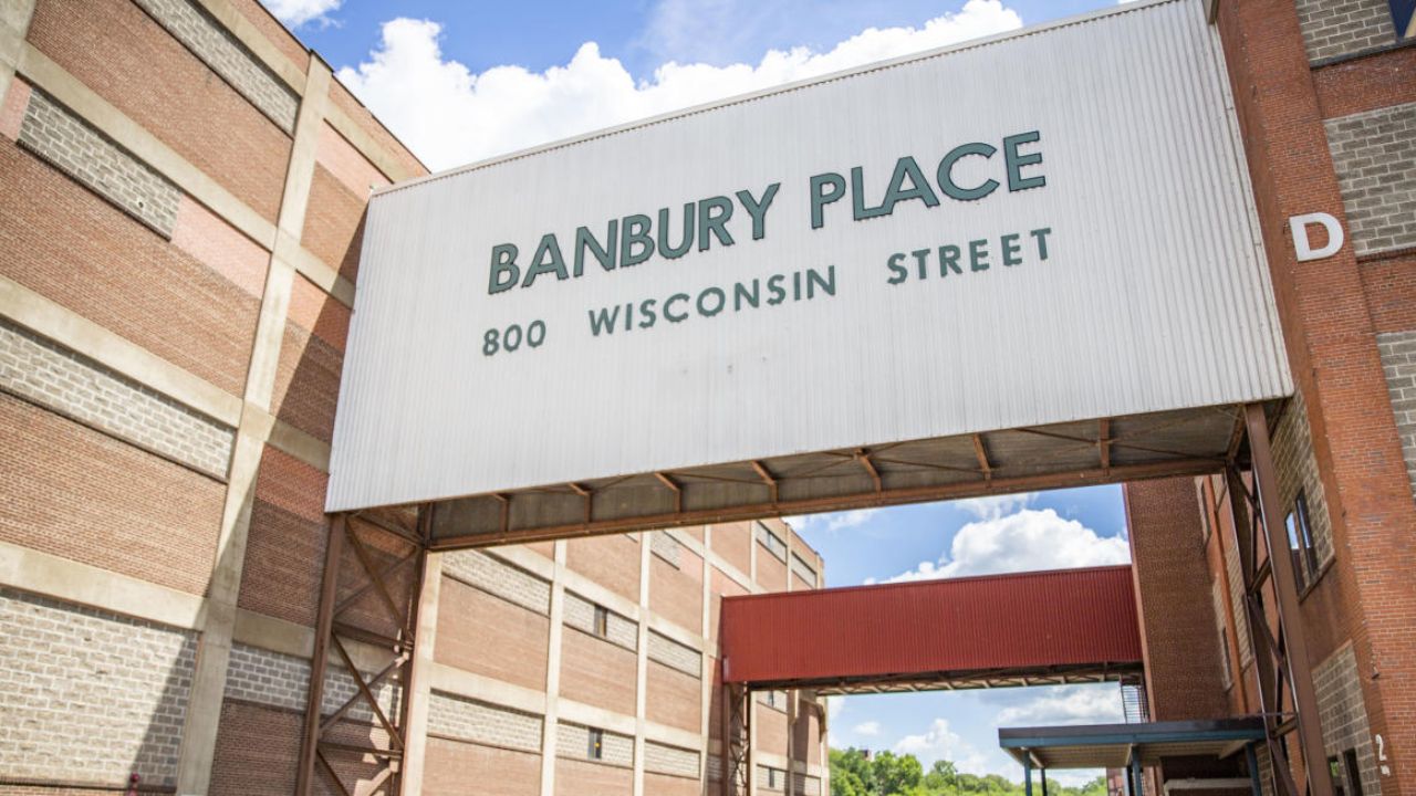 Banbury Place Fall Market 2026 in Eau Claire, WI Date, Venue, Highlights, and What to Expect