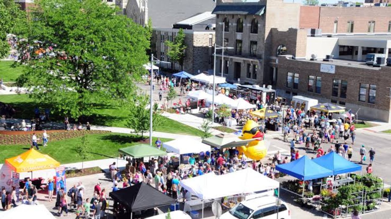 Cedar Rapids Fall Market and Scarecrow Festival 2026 in Cedar Rapids, IA Dates, Venue, Highlights, and What to Expect
