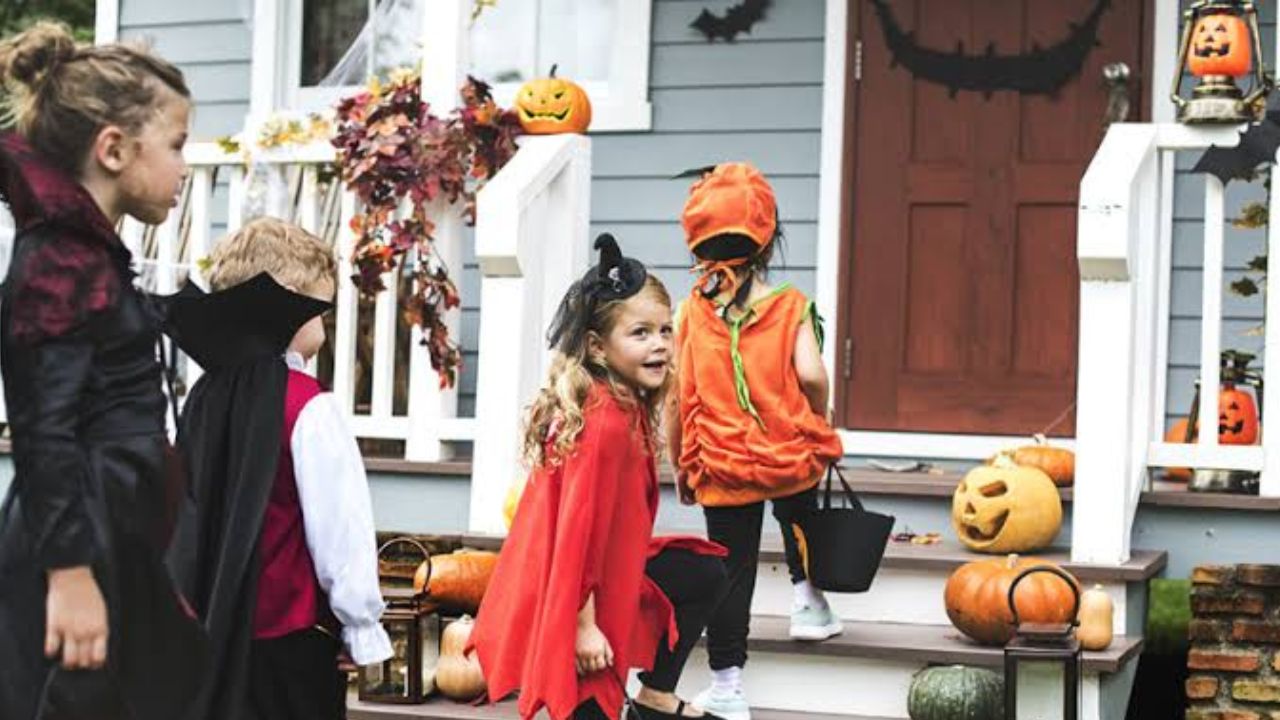 Denver Trick-or-Treat Times 2026 Halloween Date, Hours and Local Schedule