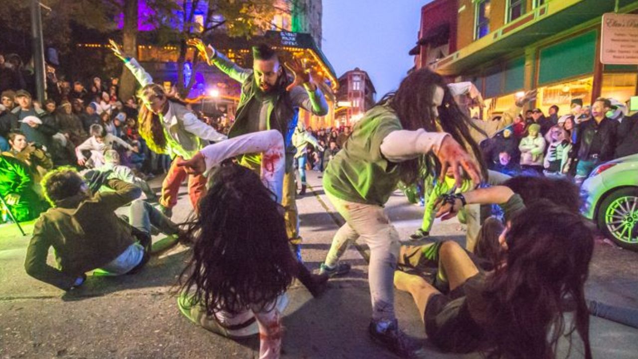 Halloween Events in Eureka Springs, AR 2026 Trick-or-Treating, Zombie Crawl and Spooky Attractions