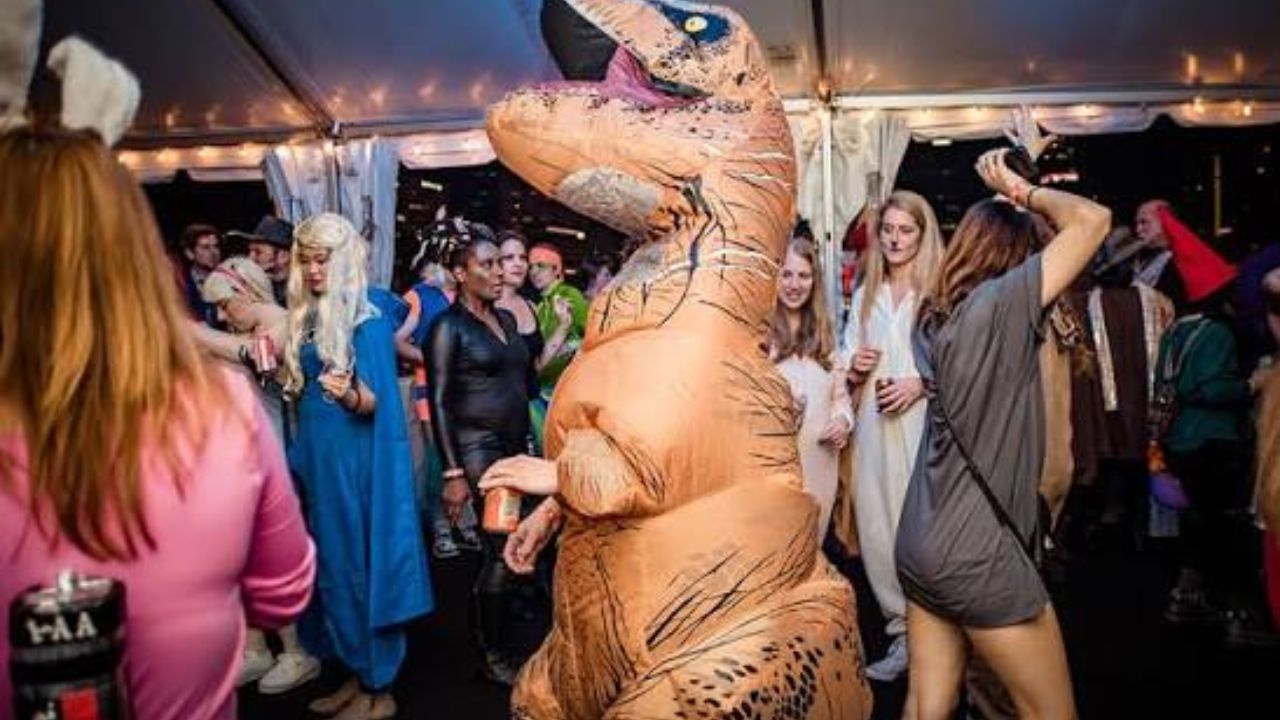 Halloween Weekend in Baltimore 2026: Family Festivals, Trick-or-Treating and Spooky Attractions