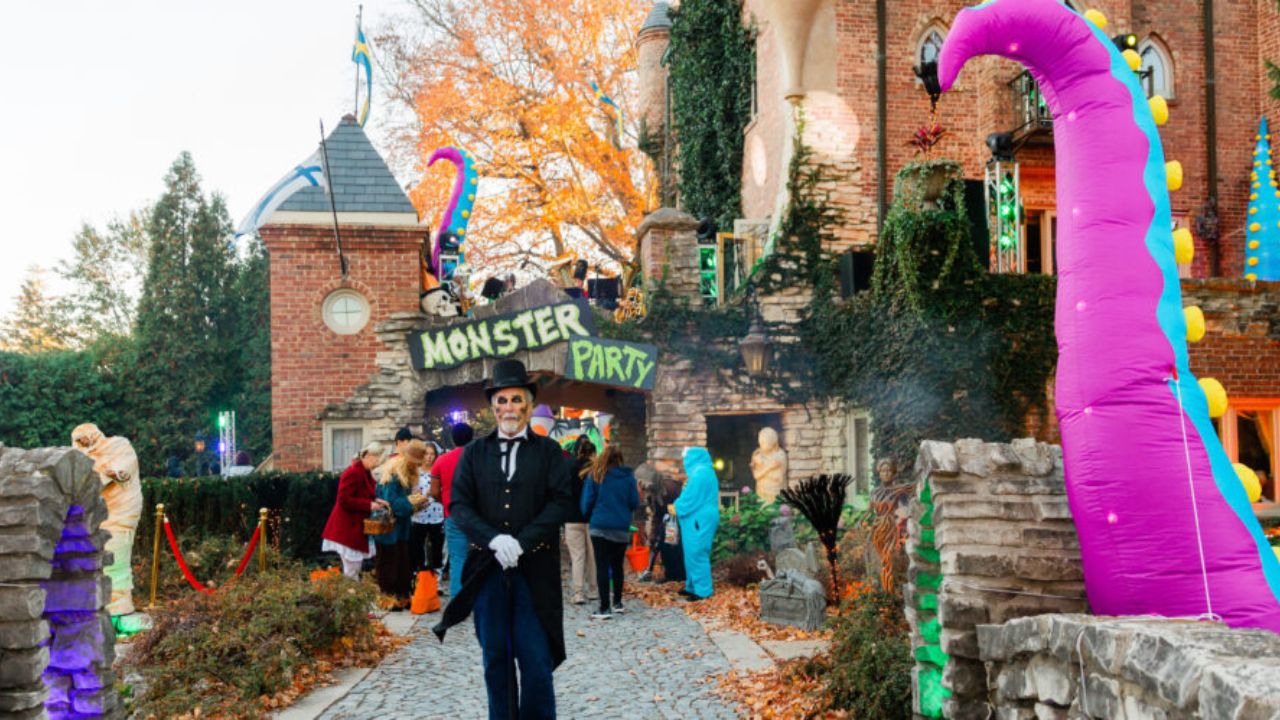 Halloween Events in Peoria, IL 2026 Time, Trick-or-Treating, Haunted Attractions and Family Fun
