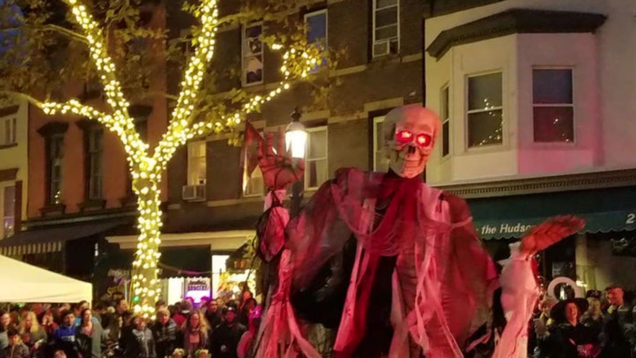 Halloween Events in Sleepy Hollow, NY 2026 Haunted Attractions, Pumpkin Displays and Spooky Family Activities